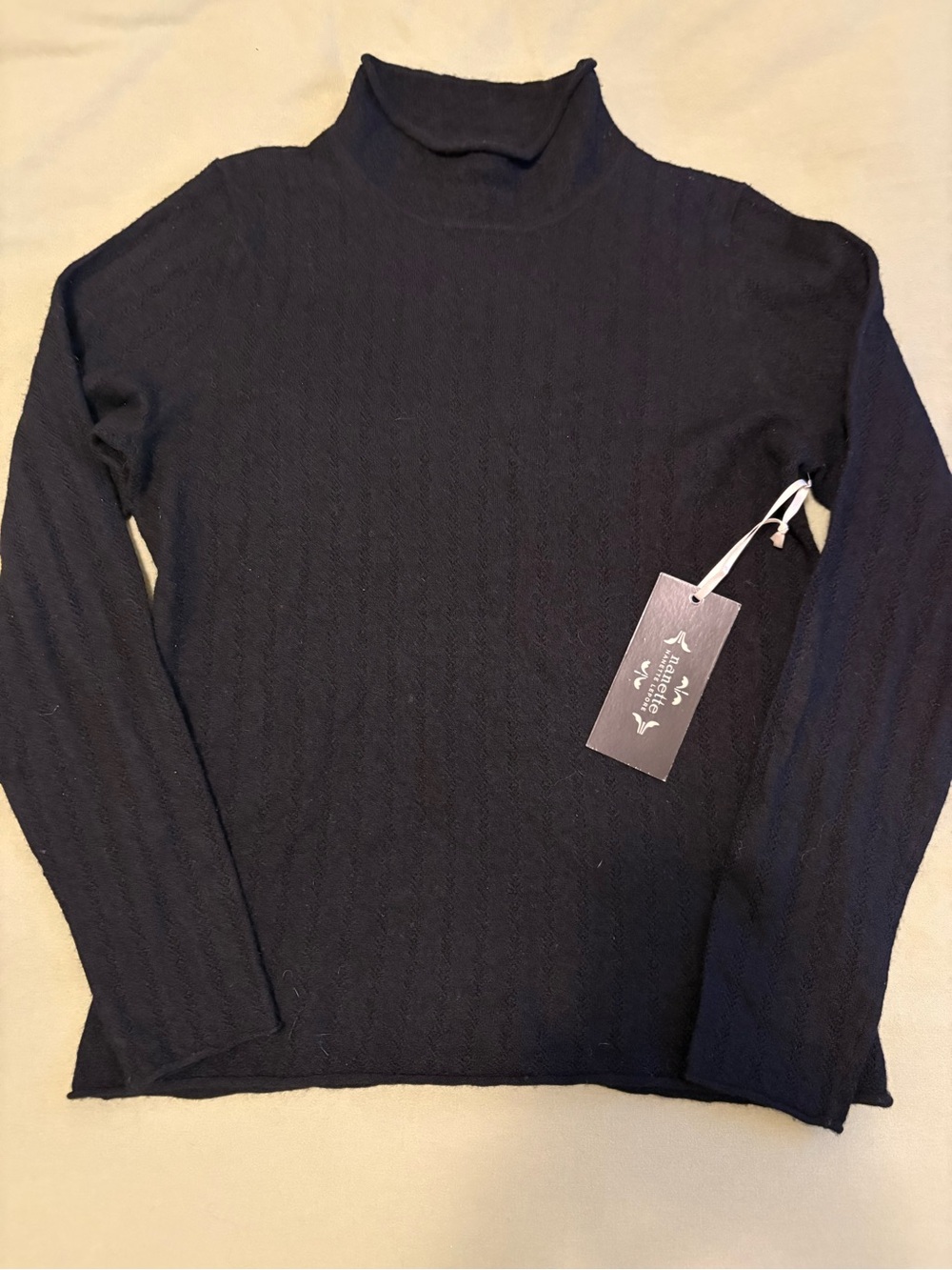 NWT Nanette Lepore 100% Merino Wool Black Turtleneck Sweater Size M